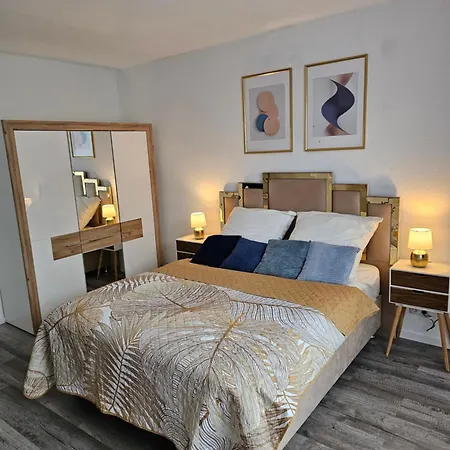 Apartament Chris - Minto