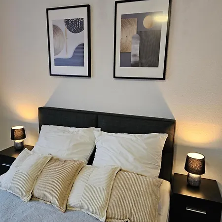 Apartment Chris - Minto *